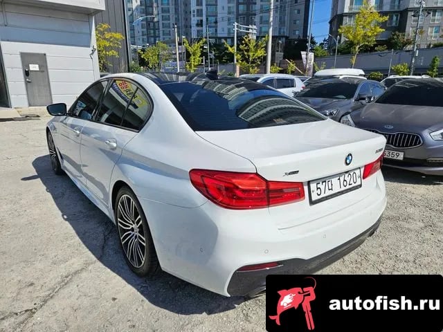 BMW 5-Series 5 Series (G30) 2019 года - вид 4