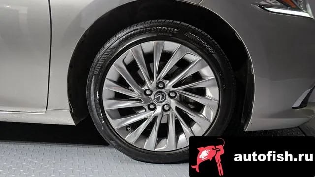 Lexus ES ES300h 7th generation 2022 года - вид 5