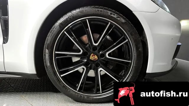 Porsche Panamera Panamera (971) 2018 года - вид 5