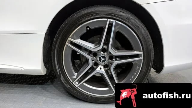 Mercedes-Benz C-Class C-Class W205 2019 года - вид 5