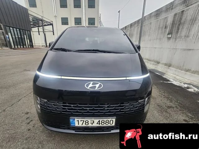 Hyundai Staria Staria 2021 года - похожие автомобили