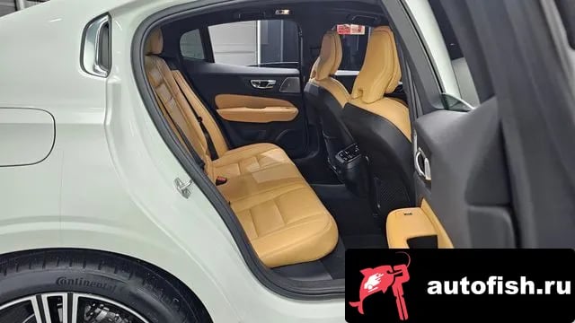 Volvo S60 S60 3rd generation 2022 года - похожие автомобили