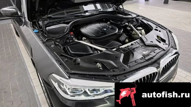 BMW 5-Series 5 Series (G30) 2019 года - вид 5