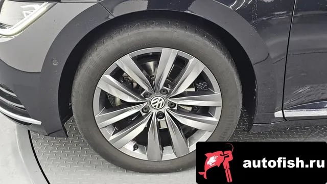 Volkswagen Arteon Atheon 2020 года - вид 5
