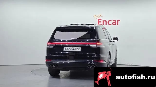 Lincoln Aviator Aviator 2nd generation 2020 года - вид 4
