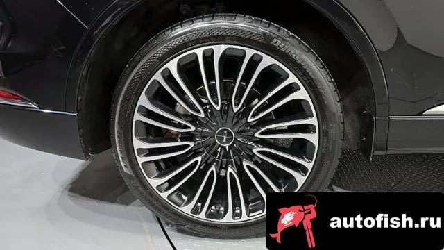 Lincoln Aviator Aviator 2nd generation 2020 года - вид 5