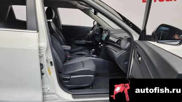 KG Mobility (Ssangyong) TIBOLI Berry New Tivoli 2022 года - похожие автомобили