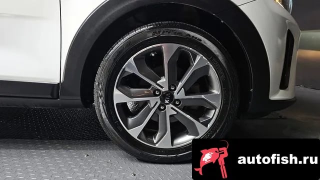 Kia Stonic Stony 2018 года - похожие автомобили