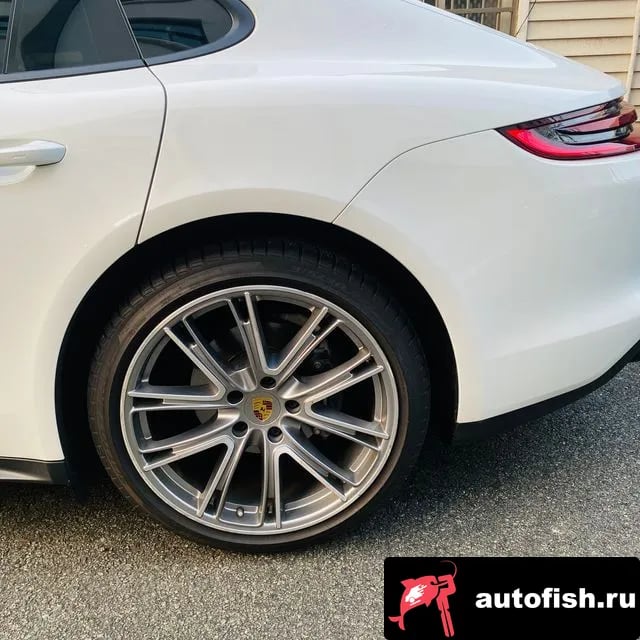 Porsche Panamera Panamera (971) 2020 года - вид 3