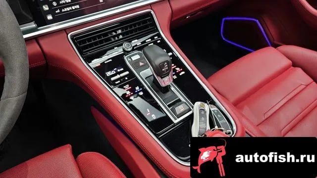 Porsche Panamera Panamera (971) 2023 года - похожие автомобили