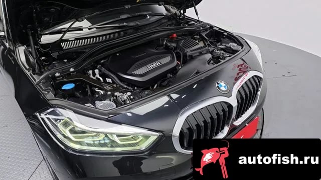 BMW 1-Series 1 Series (F40) 2021 года - вид 6