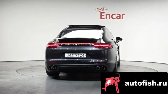 Porsche Panamera Panamera (971) 2018 года - вид 3