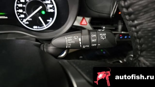 Toyota Sienna Siena 4th Generation 2024 года - похожие автомобили