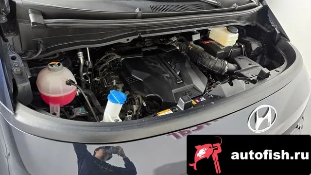 Hyundai Staria Staria 2021 года - вид 6