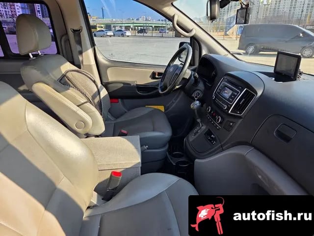 Hyundai Starex The New Grand Starex 2019 года - вид 1