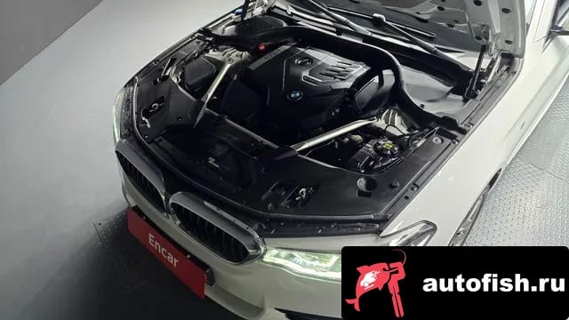 BMW 5-Series 5 Series (G30) 2020 года - вид 6