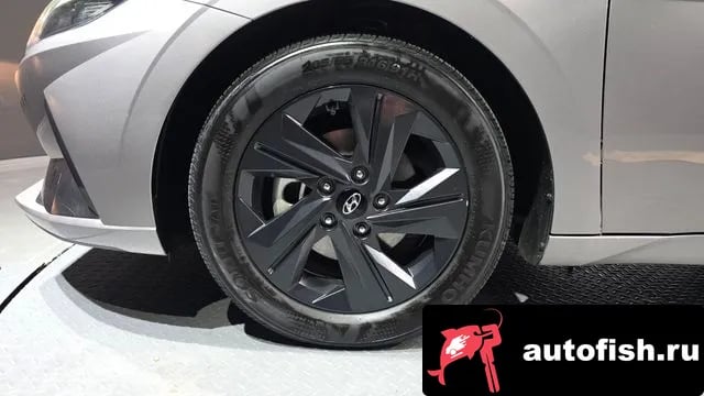 Hyundai AVANTE Avante Hybrid (CN7) 2022 года - вид 5