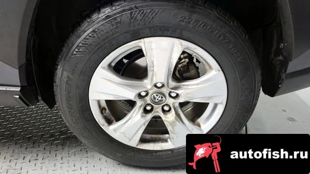 Toyota RAV4 RAV4 5th Generation 2019 года - вид 4