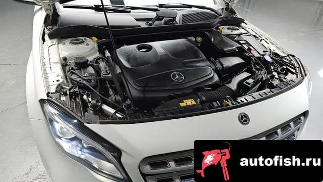 Mercedes-Benz GLA-Class GLA-Class X156 2018 года - вид 6