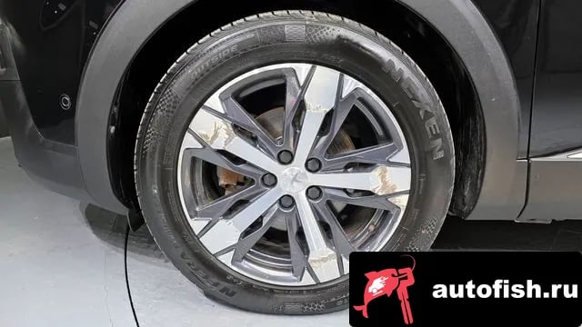 Peugeot 3008 3008 second generation 2020 года - вид 5