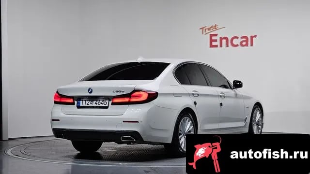 BMW 5-Series 5 Series (G30) 2022 года - вид 2