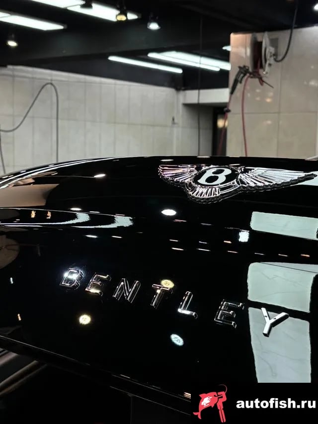 Bentley Flying Spur Flying Spur 3rd Generation 2021 года - вид 4