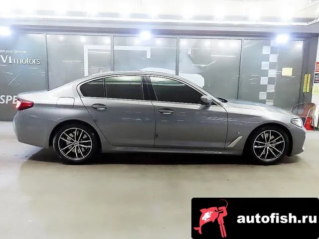 BMW 5-Series 5 Series (G30) 2023 года - вид 3