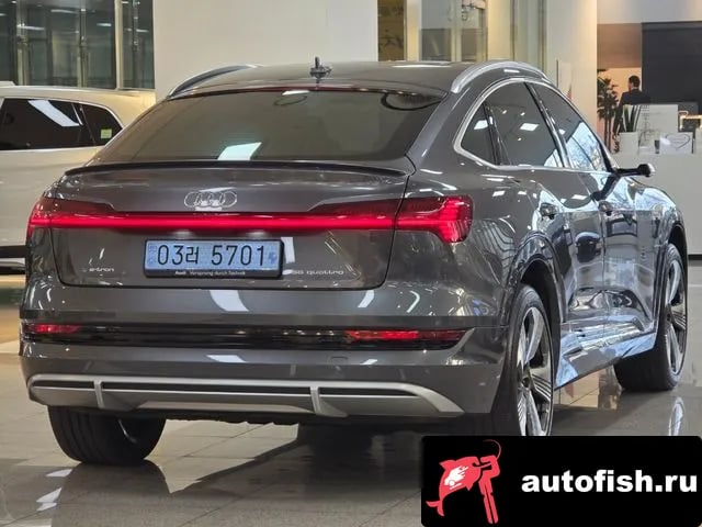 Audi e-tron e-Tron 2021 года - вид 2