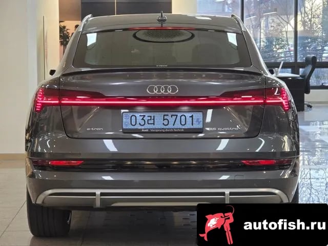 Audi e-tron e-Tron 2021 года - вид 4