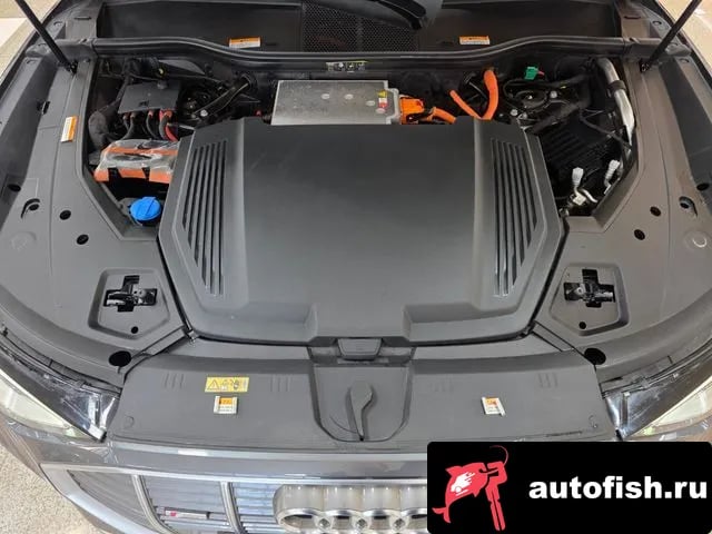 Audi e-tron e-Tron 2021 года - вид 6