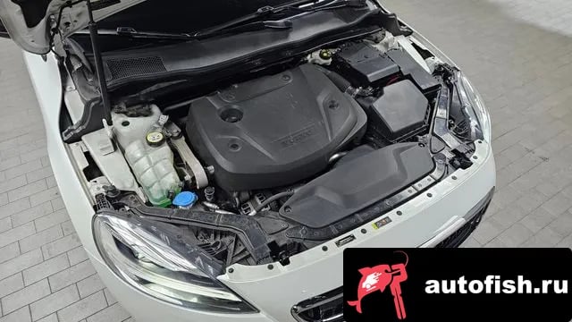 Volvo V40 V40 Cross-Country 2018 года - вид 6