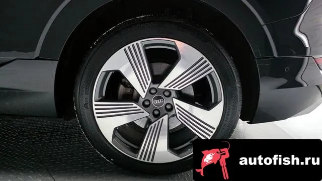 Audi e-tron e-Tron 2021 года - вид 5