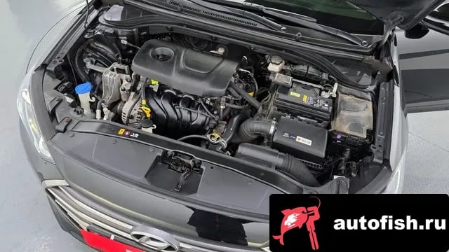 Hyundai AVANTE Avante AD 2018 года - вид 6