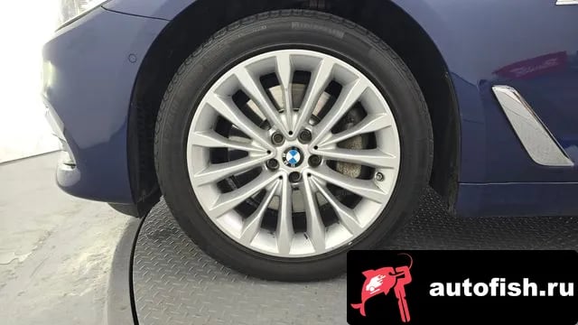 BMW 5-Series 5 Series (G30) 2018 года - вид 5