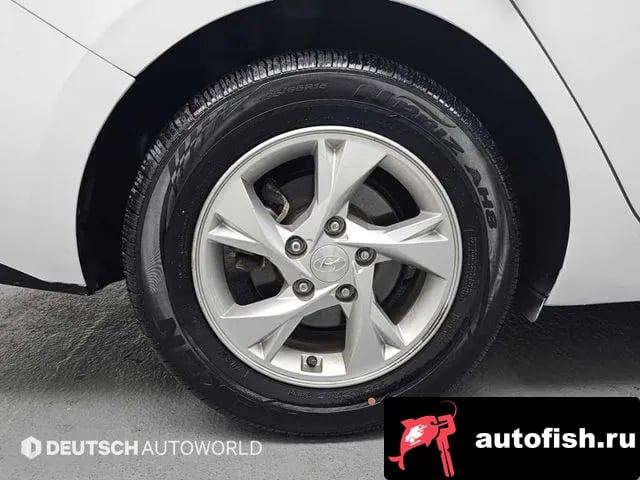 Hyundai AVANTE Avante (CN7) 2021 года - вид 5