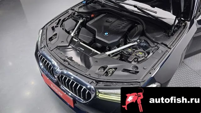 BMW 5-Series 5 Series (G30) 2022 года - вид 6