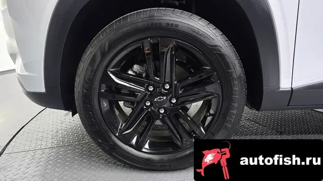 Chevrolet (GM Daewoo) Trax Trax Crossover 2025 года - вид 5