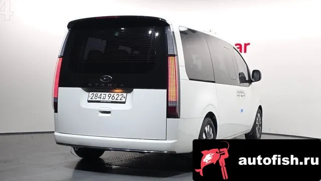 Hyundai Staria Staria 2022 года - вид 2