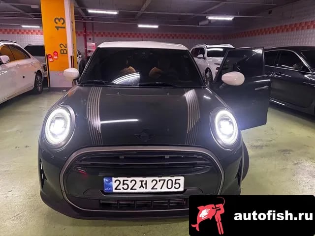 Mini Cooper Cooper 2022 года - вид 1
