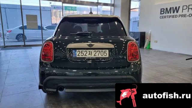 Mini Cooper Cooper 2022 года - вид 3
