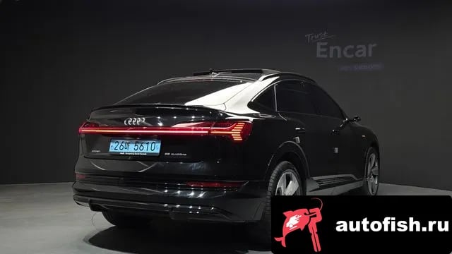 Audi e-tron e-Tron 2022 года - вид 2