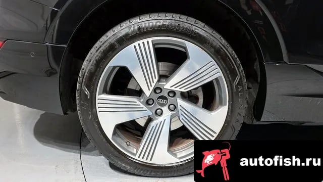 Audi e-tron e-Tron 2022 года - вид 5