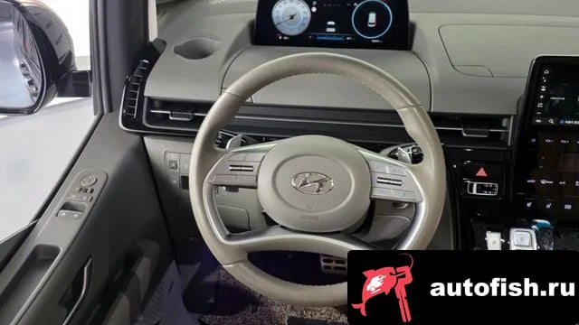 Hyundai Staria Staria 2024 года - похожие автомобили