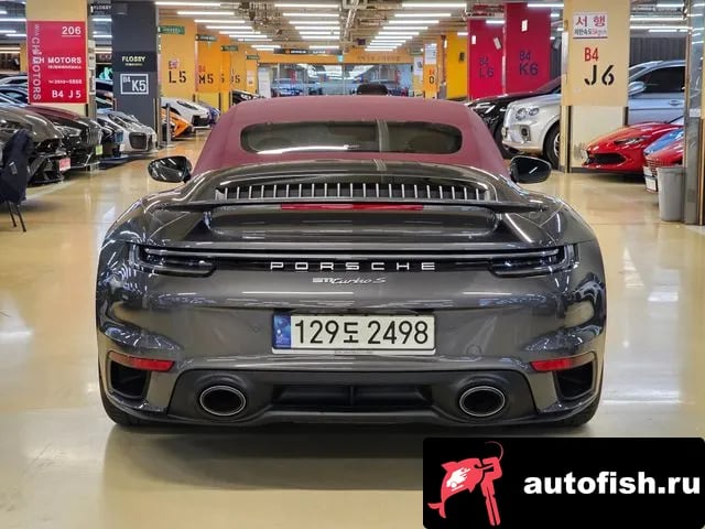 Porsche 911 911 (992) 2021 года - вид 2
