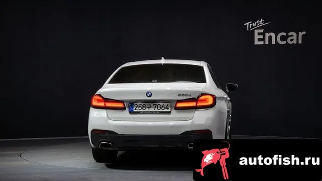 BMW 5-Series 5 Series (G30) 2021 года - вид 4