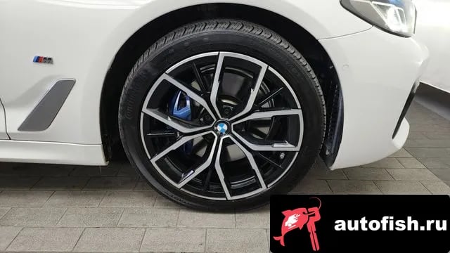 BMW 5-Series 5 Series (G30) 2021 года - вид 5
