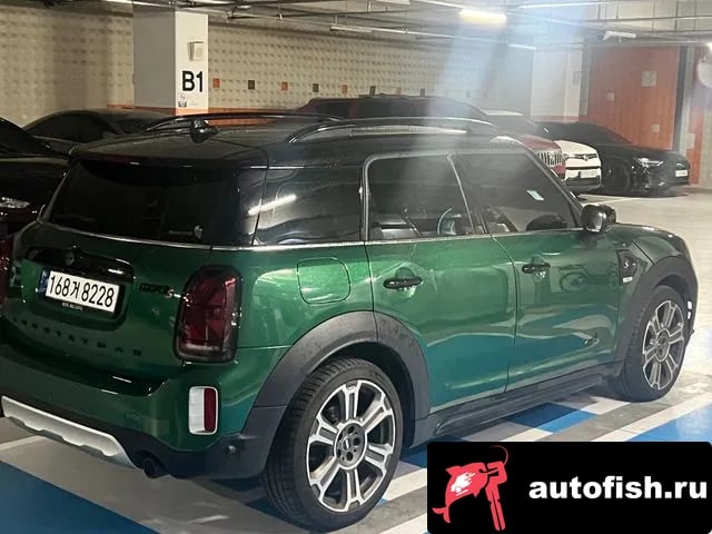 Mini Countryman Cooper S Country Man 2023 года - вид 2