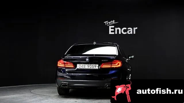 BMW 5-Series 5 Series (G30) 2018 года - вид 4