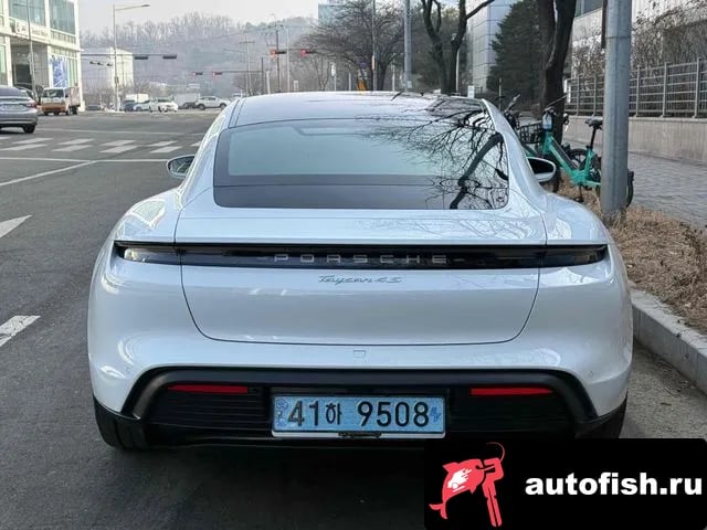Porsche Taycan Taikan 2024 года - вид 5