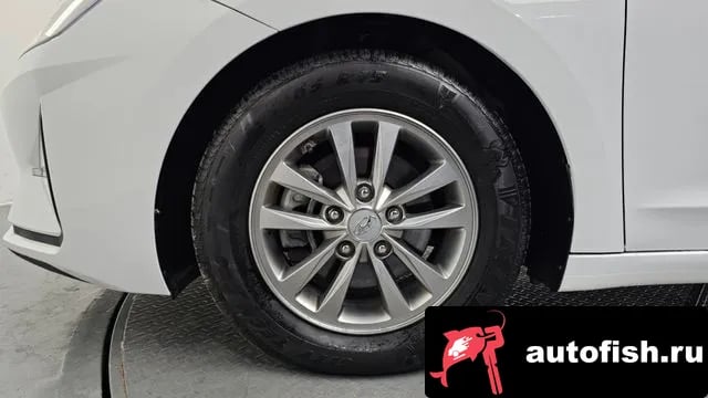 Hyundai AVANTE The New Avante AD 2019 года - вид 5